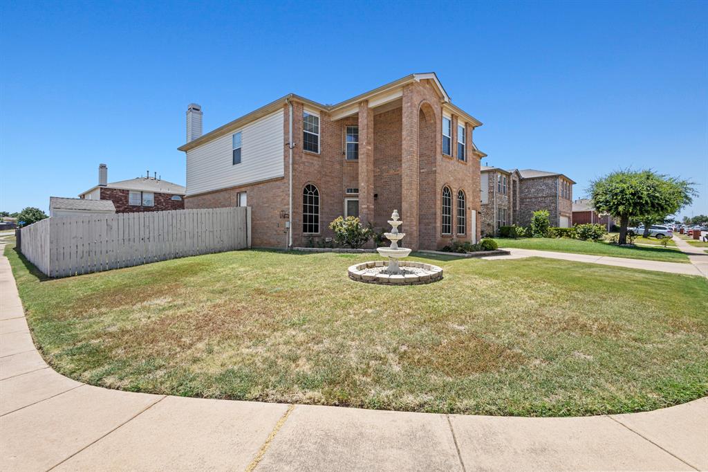 900 Carthage Way