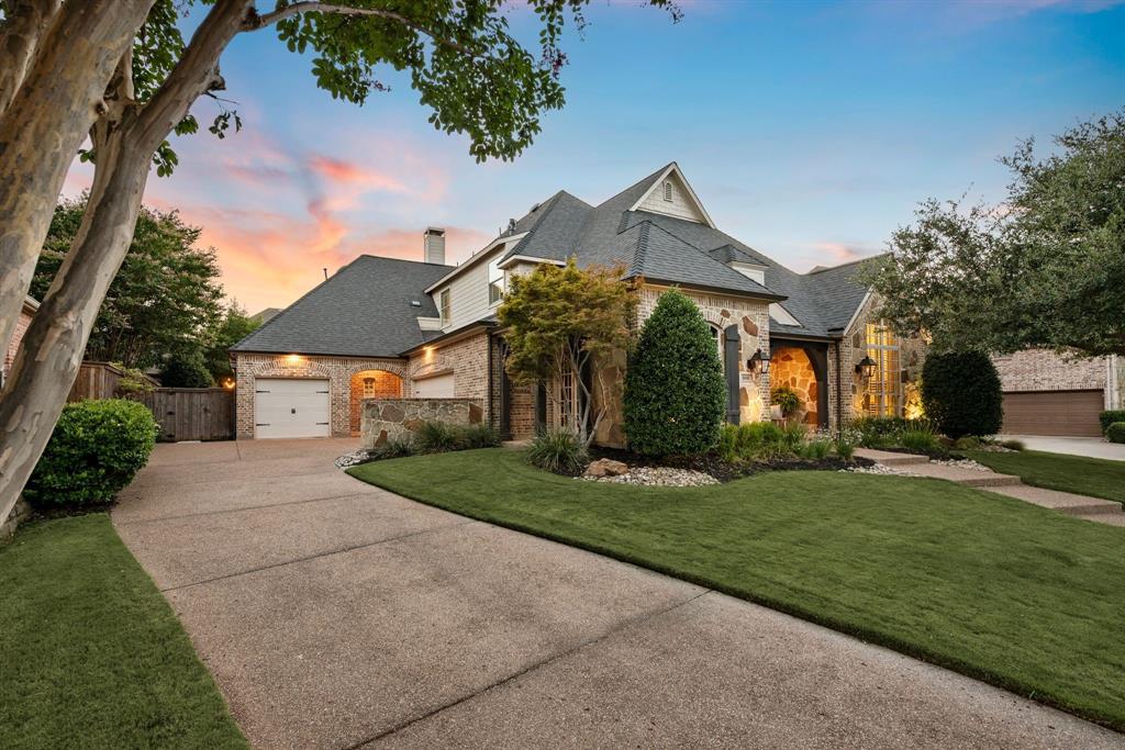 808 Lakeridge Drive