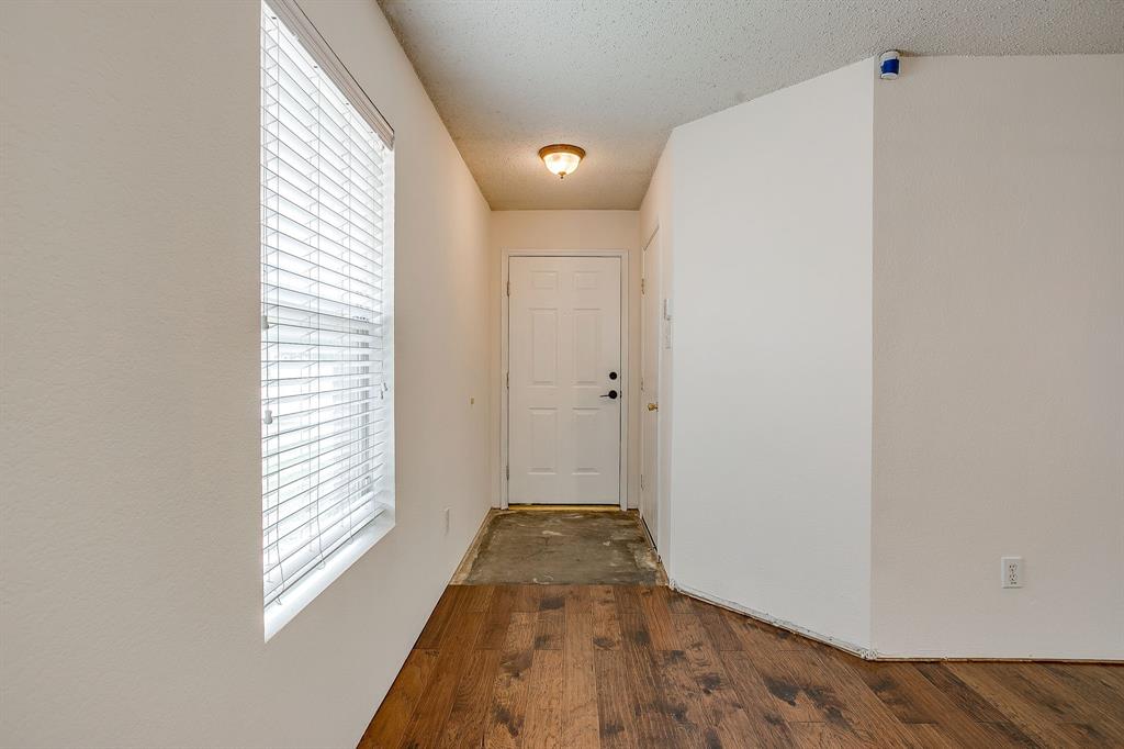 4940 Waterford Drive