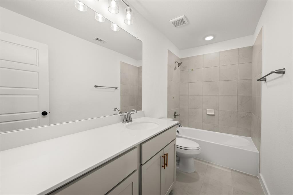 Sheppard's Place - Residential