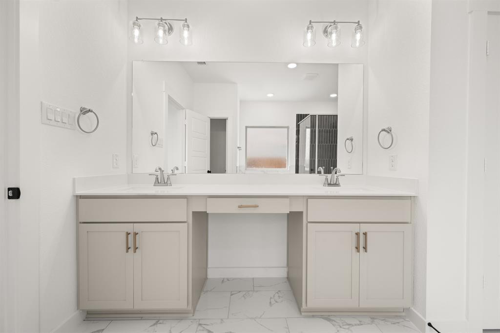 Sheppard's Place - Residential