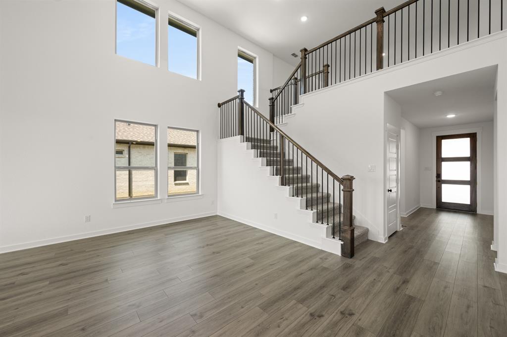 Sheppard's Place - Residential