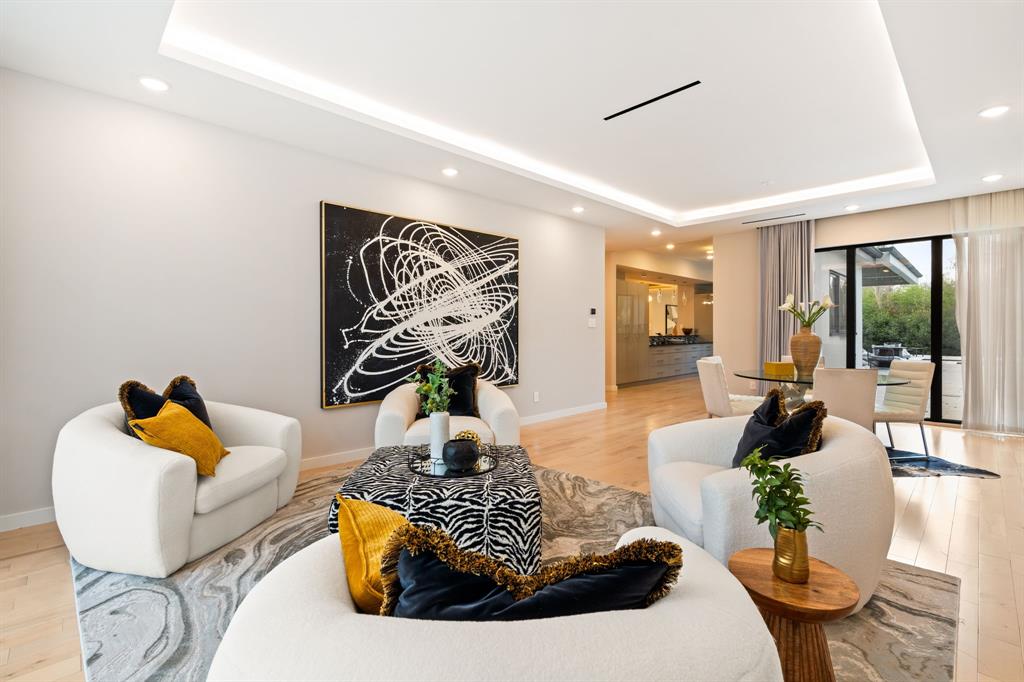 Walnut Woods - Residential