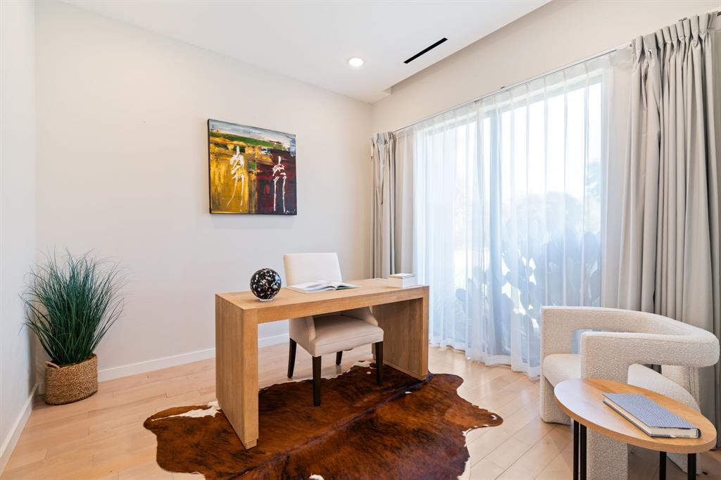 Walnut Woods - Residential