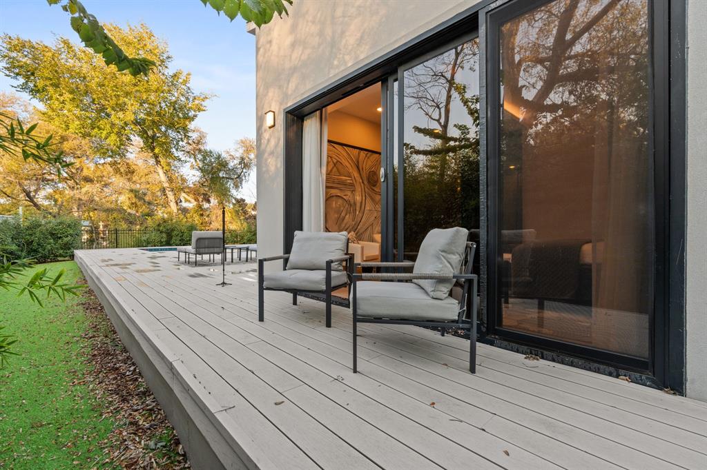 Walnut Woods - Residential