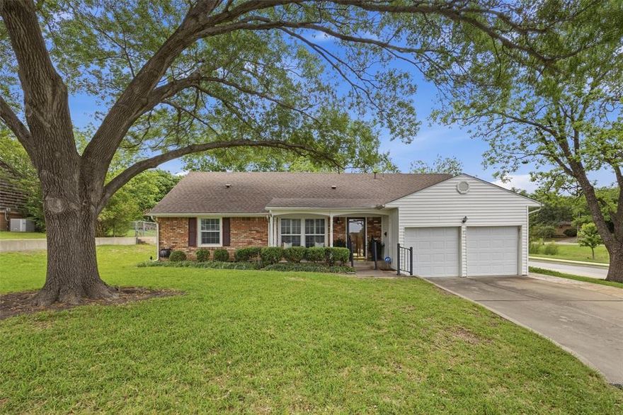 Situated on a large corner lot under matures trees, this wonderfully maintained home in the heart of South Hills has so much to offer. A covered front porch welcomes you home as you enter this intelligently designed floorplan.  Upon entry, one is greeted with a large, flexible living space that can easily accommodate a dining room table. Conveniently located adjacent to the living room is a den and breakfast area which flows directly into a well appointed kitchen complete with granite countertops, stainless steel appliances, and beautiful cabinetry. There are two large secondary bedrooms and a spacious primary bedroom with a private bathroom and a generous walk in closet. An additional feature to this home is a conspicuously located staircase leading  to a huge, converted attic which could be perfect as a playroom, office, bedroom, or as climate controlled storage. A beautiful backyard off of the den offers a spacious, open patio overlooking a huge yard, perfect for kids friendly entertainment. Additional features to this fantastic property are new fixtures, 2 car garage with direct outdoor access, irrigation system, and tons of storage space.