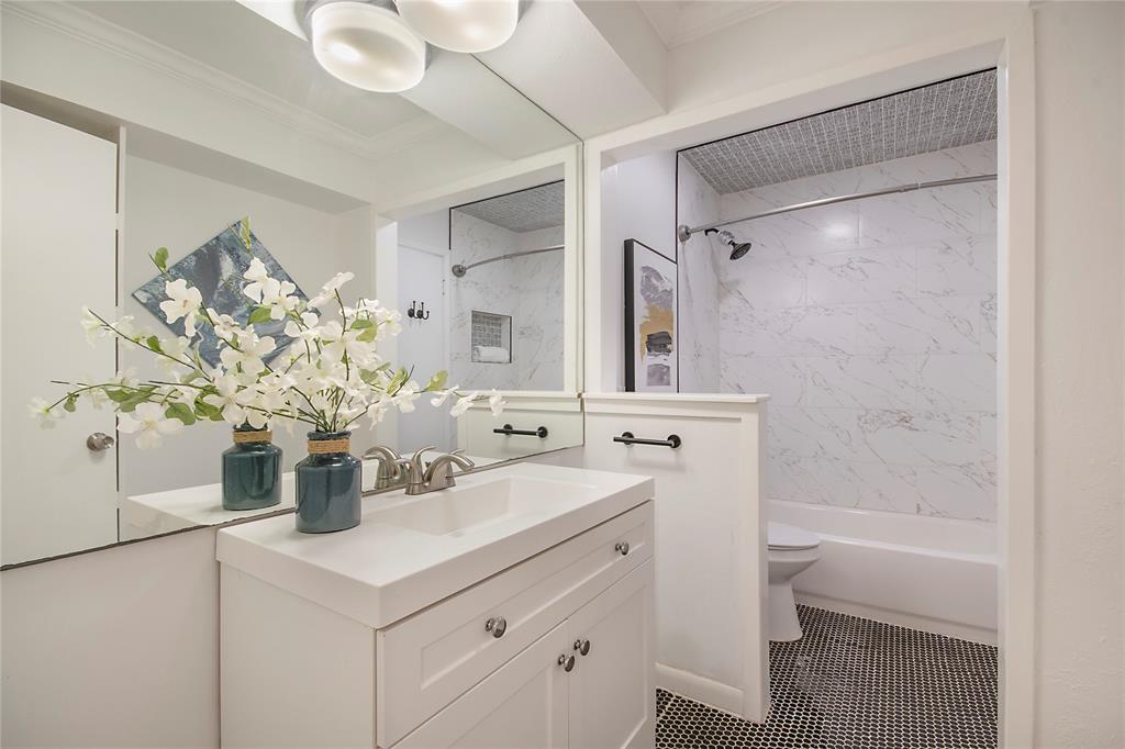 Villa De Royale - Residential Lease