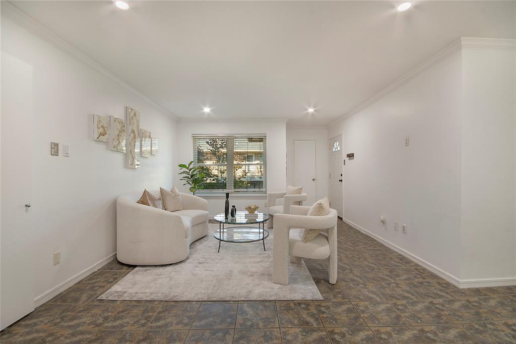 Villa De Royale - Residential Lease