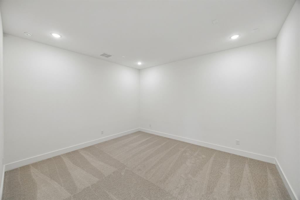 3661 Whimbrel Court
