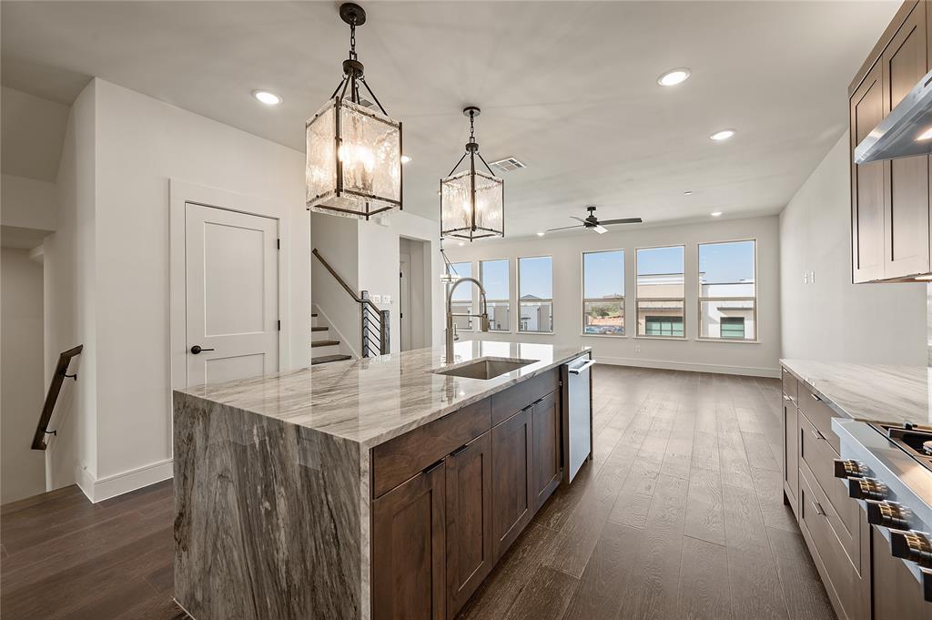 Linkside Las Colinas - Residential