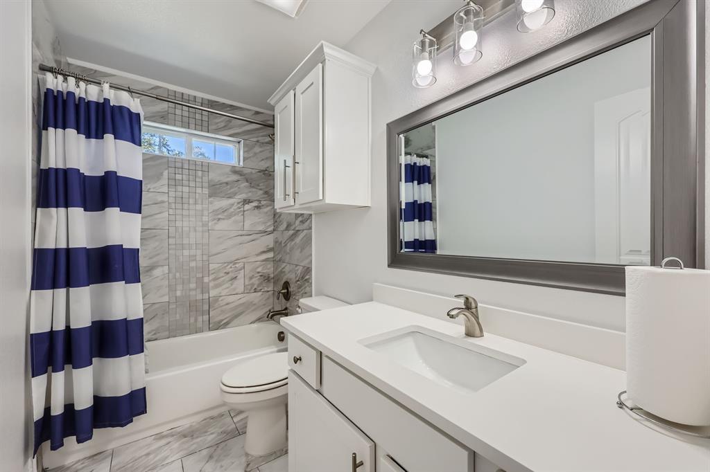 Town - Waxahachie - Residential