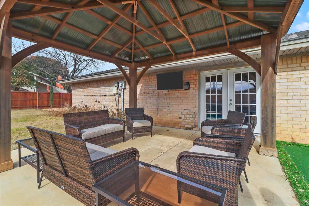 Dove Estate - Residential Lease