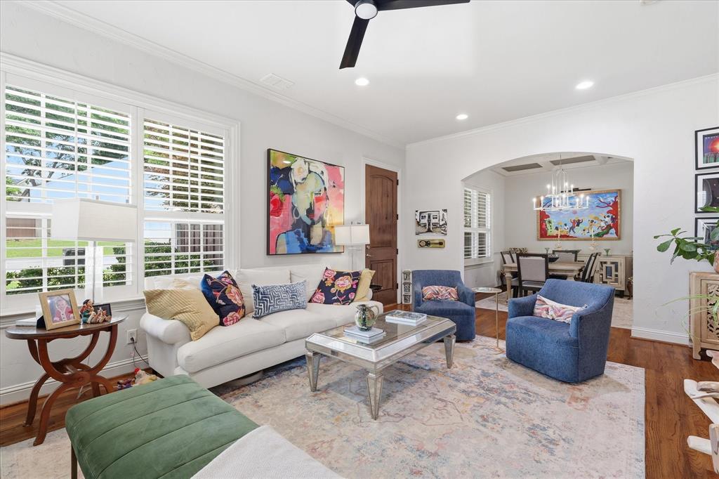605 Montgomery Street