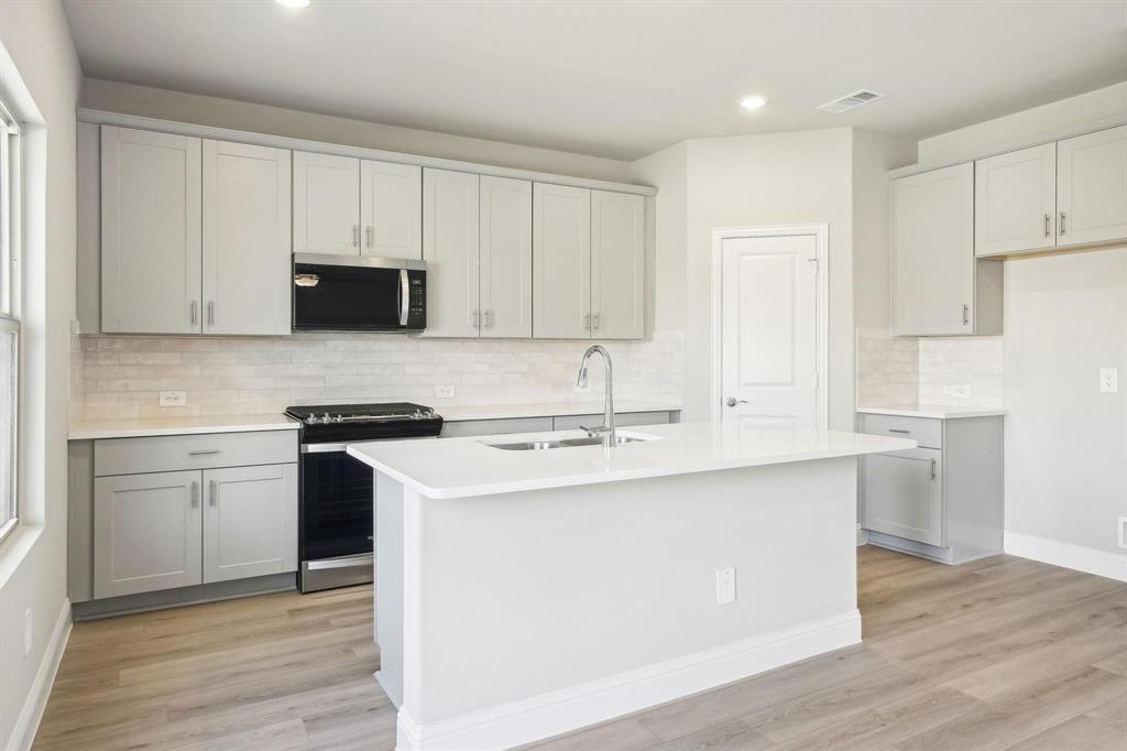 2211 Gustavus Drive