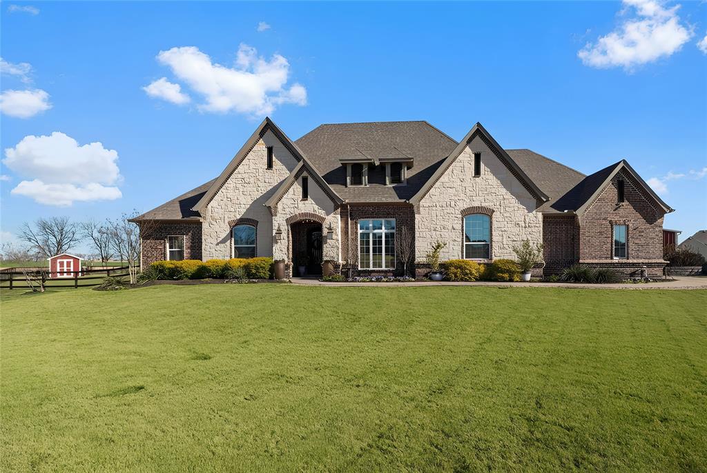 9101 Iron Mountain Trail