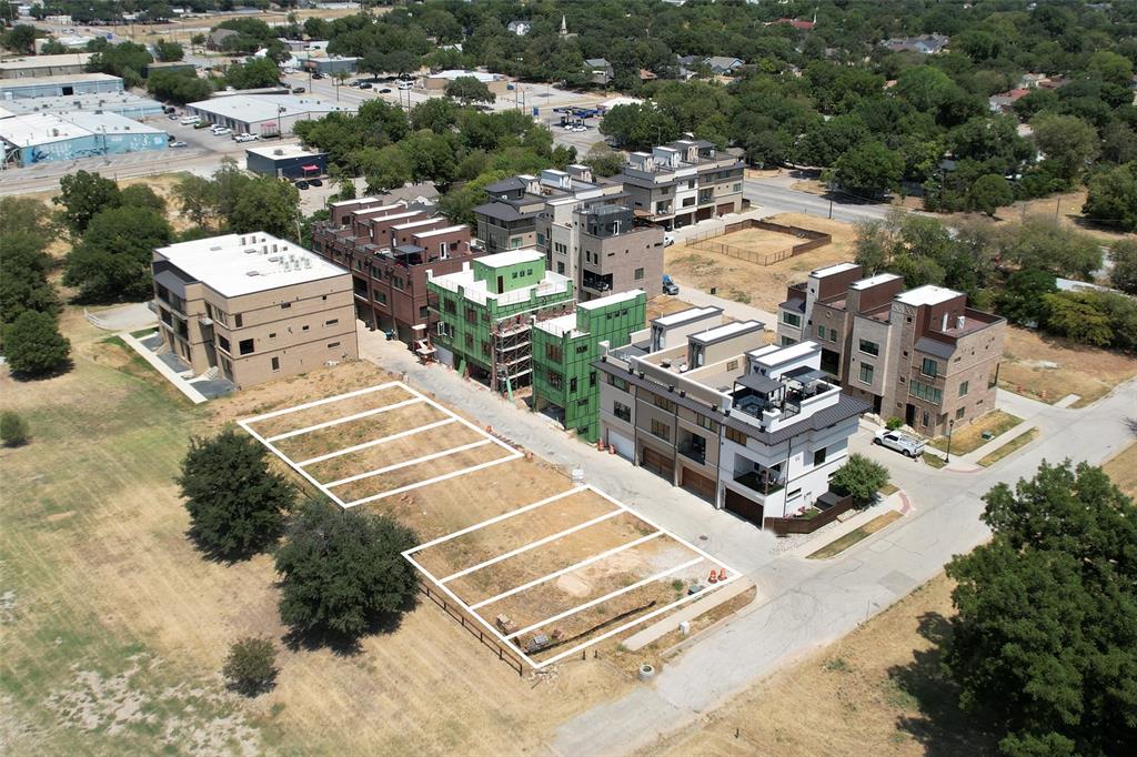 424 Vista Buena Trail