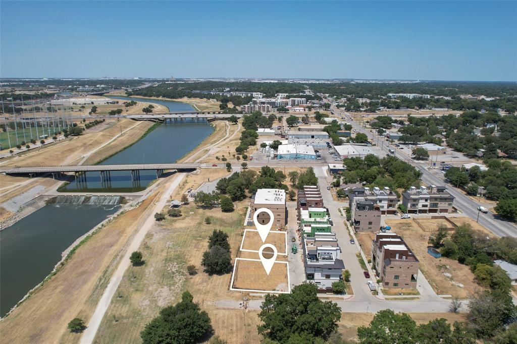 424 Vista Buena Trail