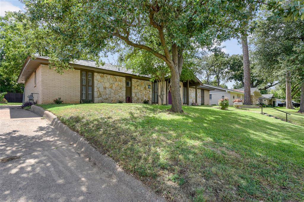 229 Brookview Drive