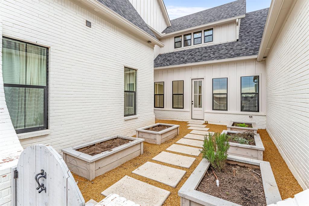 Stephens Bluff - Residential