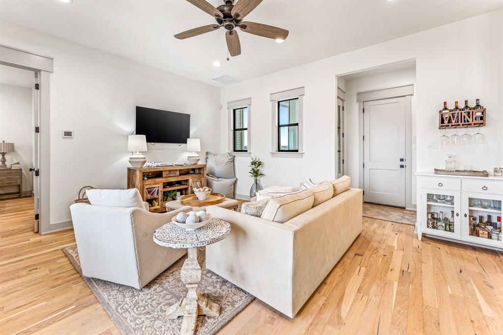 Stephens Bluff - Residential