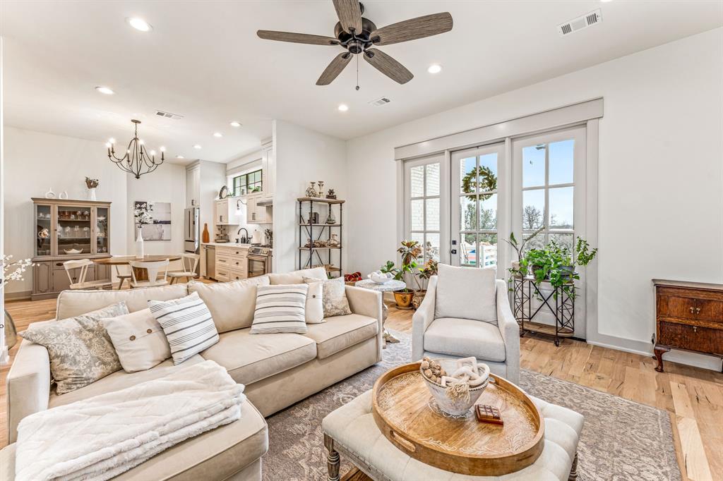 Stephens Bluff - Residential