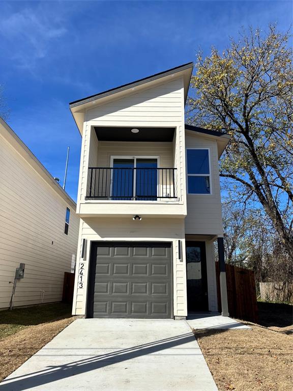 2413 Saint Clair Drive