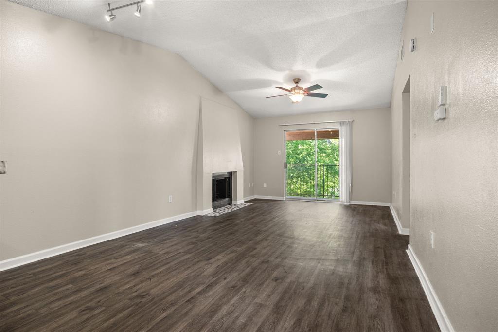 6050 Melody Lane 341