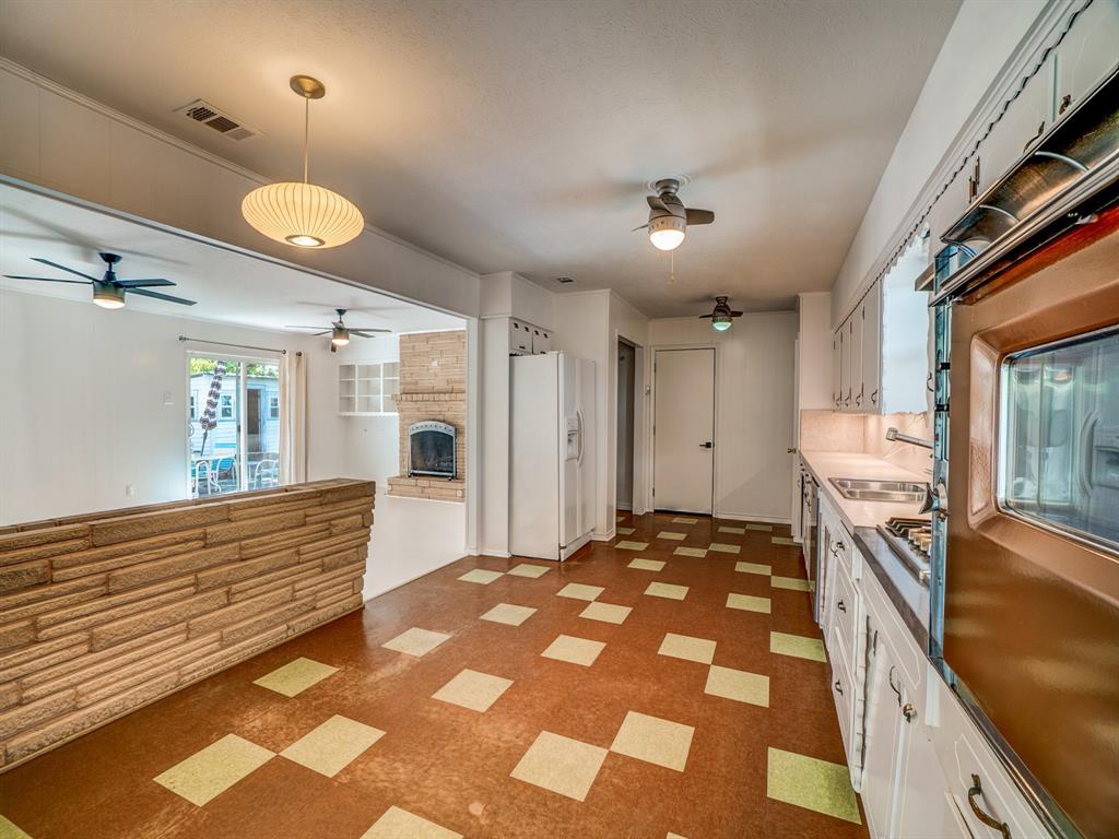 Crestview East 01 - Residential Lease