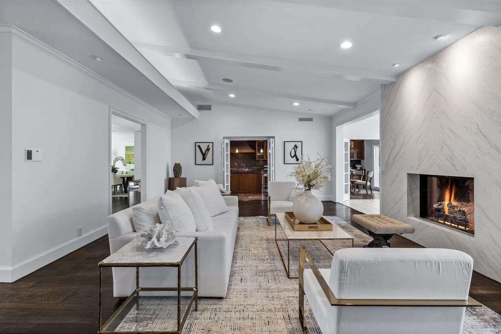 Russwood Acres 2nd Instl - Residential