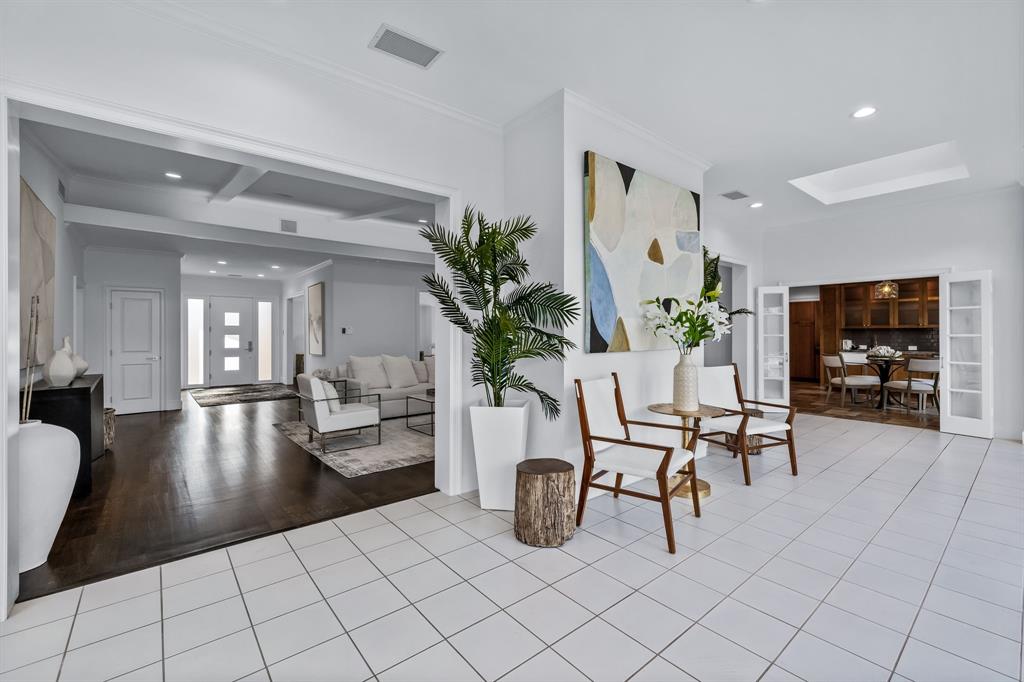 Russwood Acres 2nd Instl - Residential