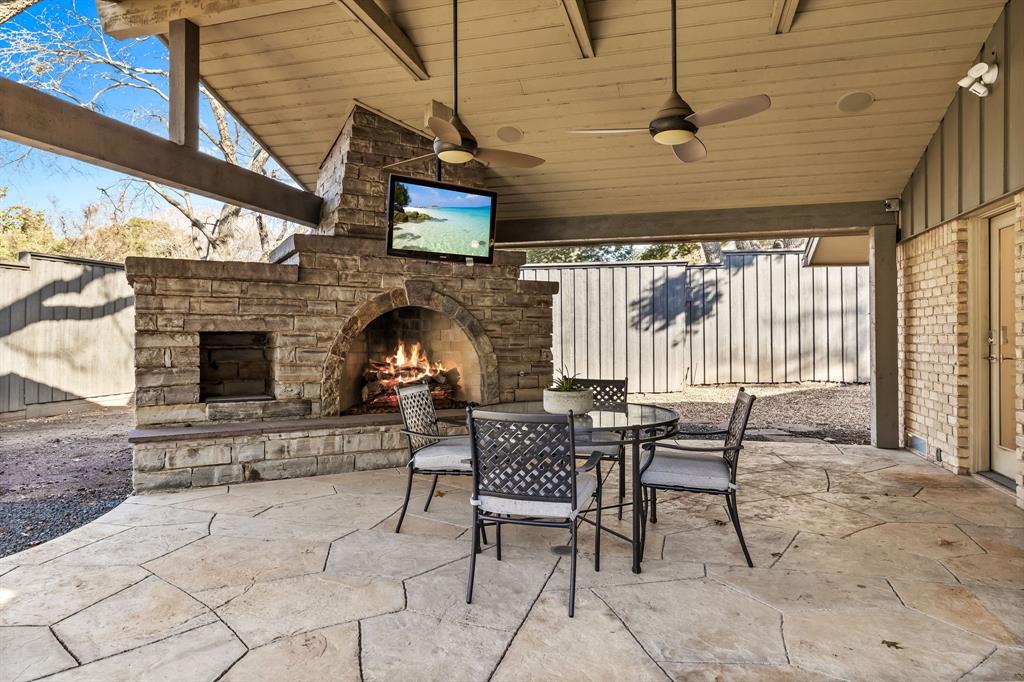 Russwood Acres 2nd Instl - Residential