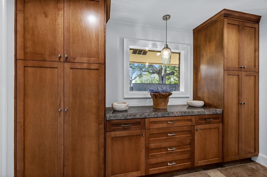 Russwood Acres 2nd Instl - Residential