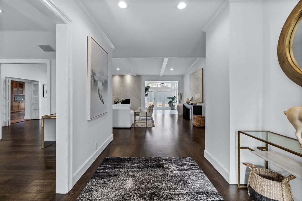 Russwood Acres 2nd Instl - Residential