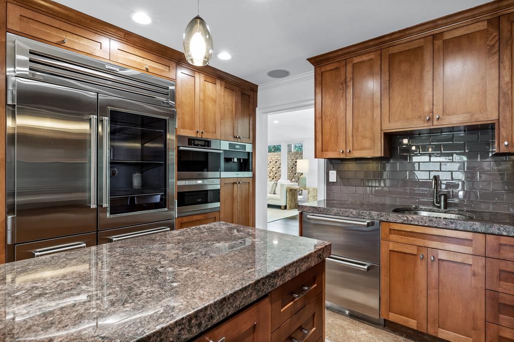 Russwood Acres 2nd Instl - Residential