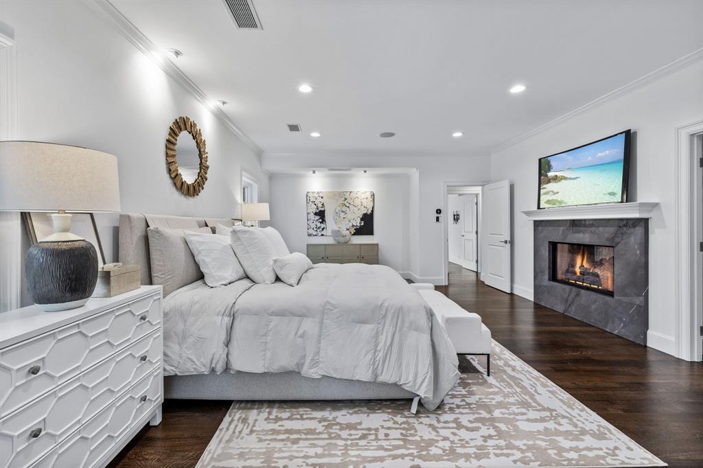 Russwood Acres 2nd Instl - Residential