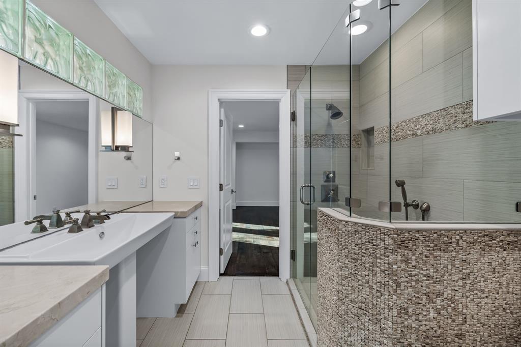 Russwood Acres 2nd Instl - Residential