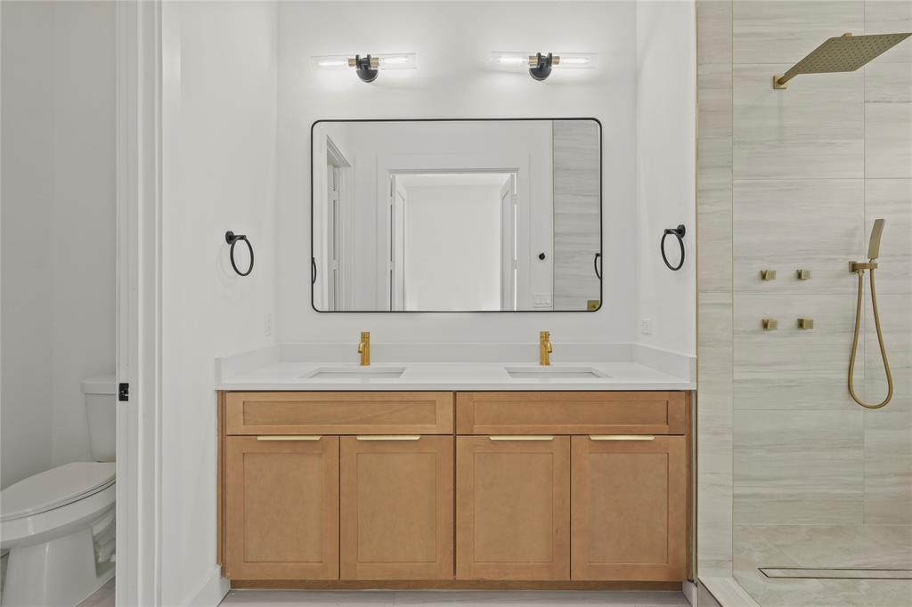 Val E Winstons Add - Residential