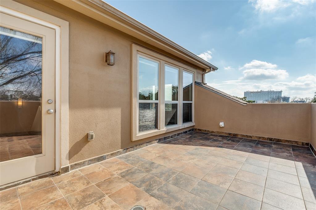 Richmond At Lakewood Condos - Residential