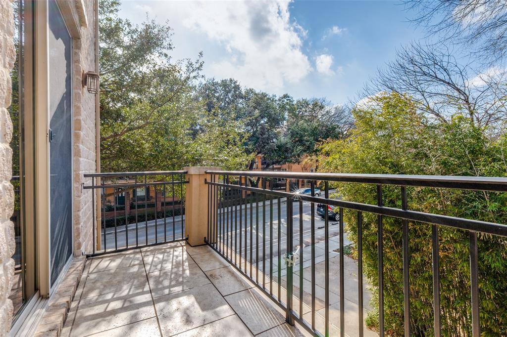 Richmond At Lakewood Condos - Residential