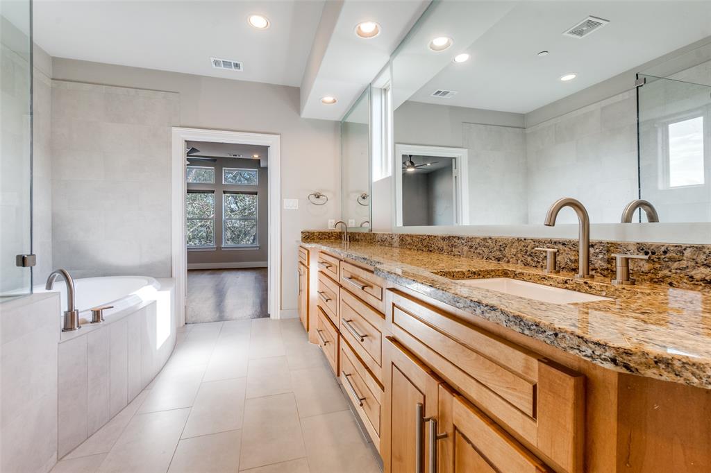 Richmond At Lakewood Condos - Residential