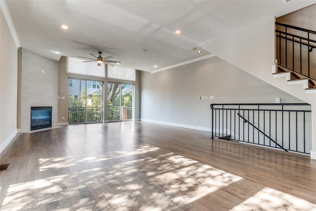 Richmond At Lakewood Condos - Residential