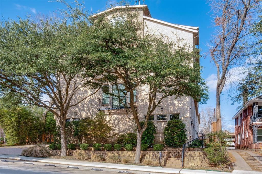 Richmond At Lakewood Condos - Residential