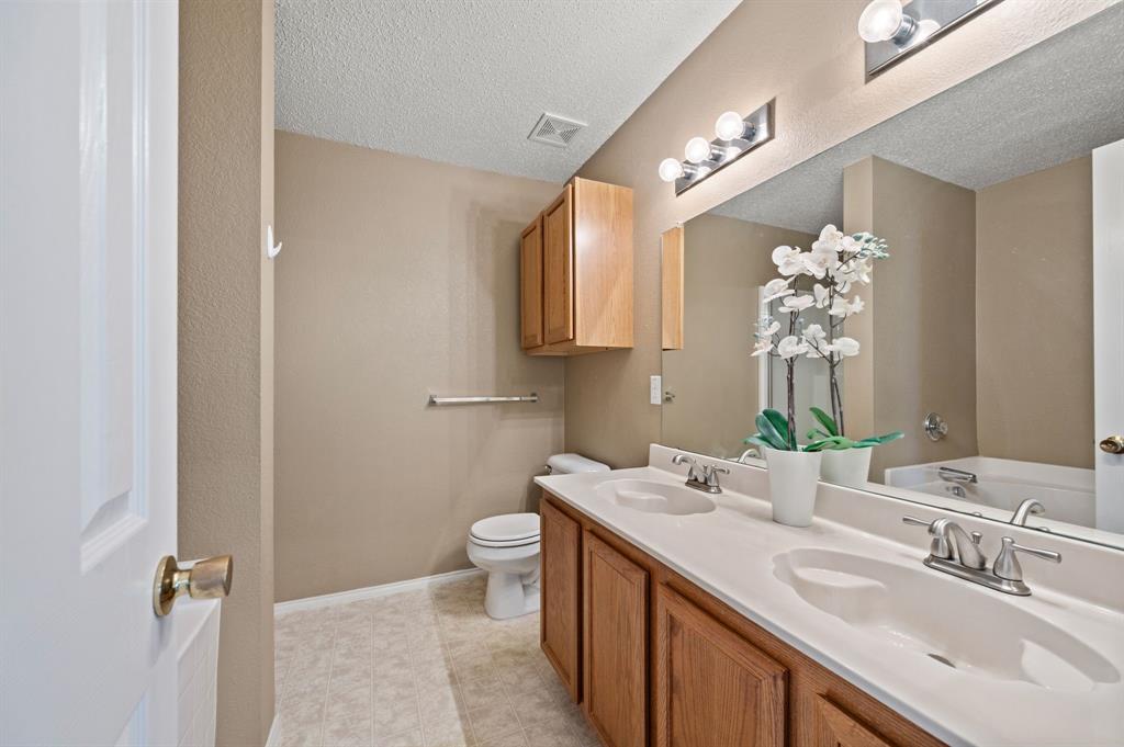 Vineyards At Heritage The - Residential