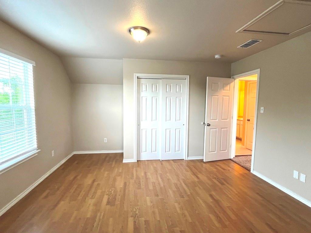 P Tesia - Residential