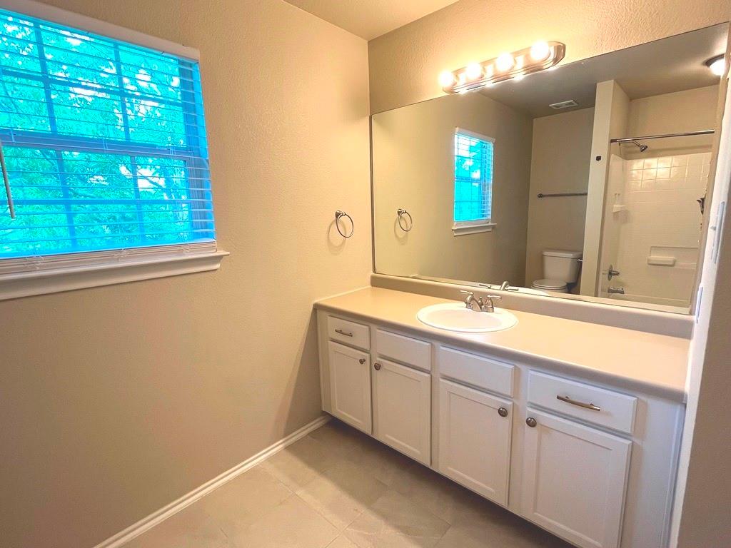 P Tesia - Residential