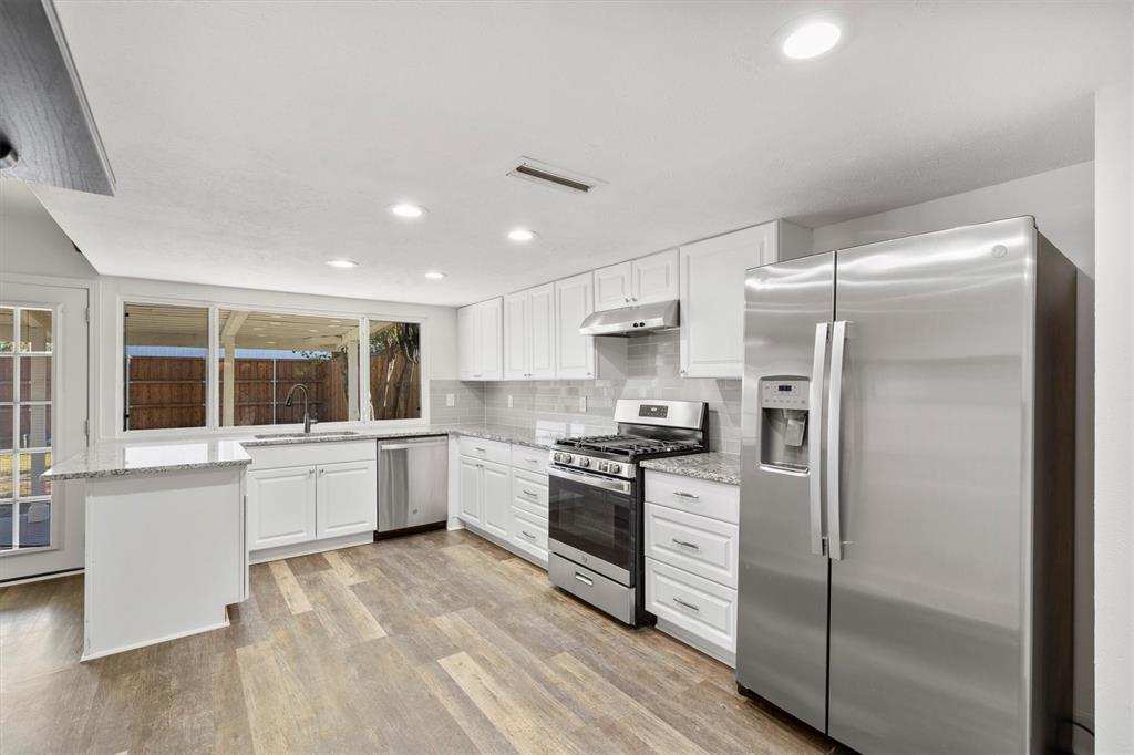 white rock village - Residential