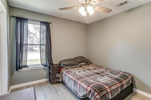 A home in Cleburne