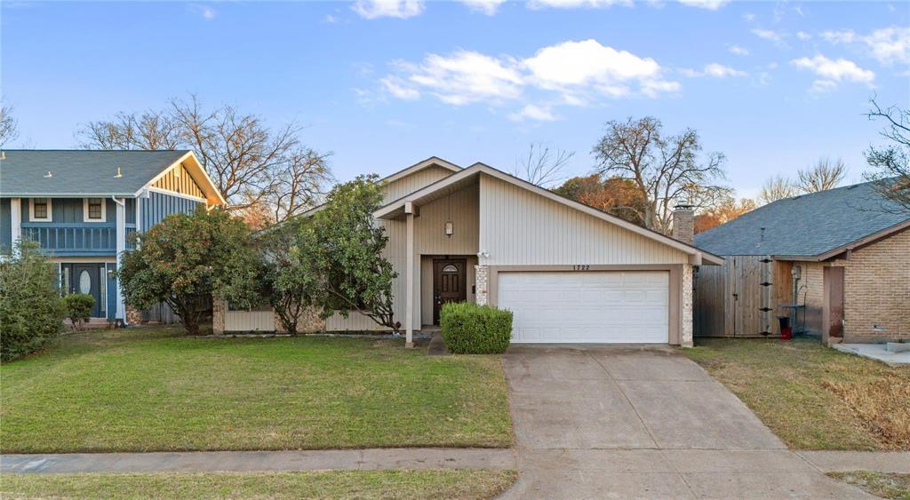 1722 Plantation Road
