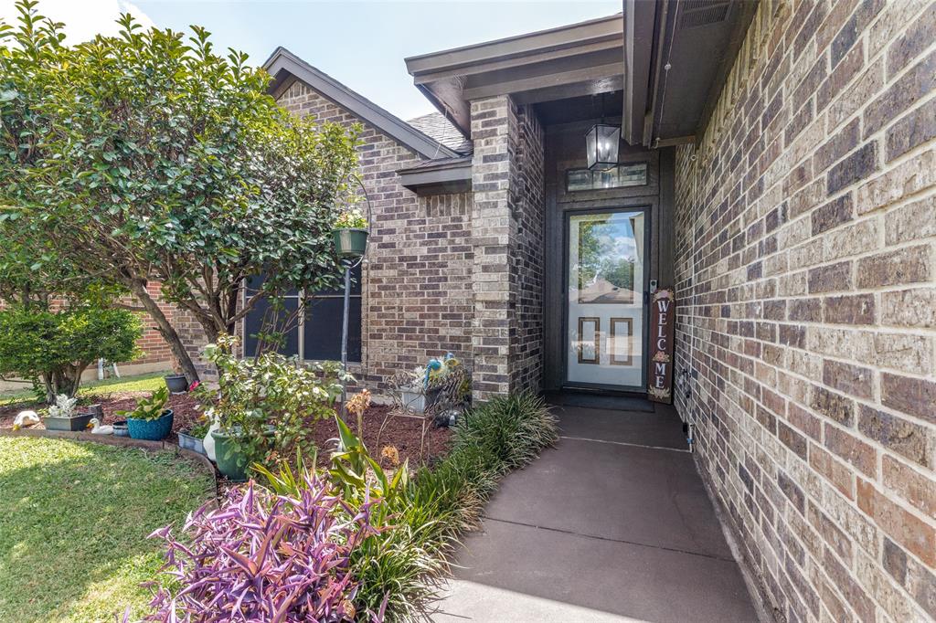 4833 Colonial Park Drive