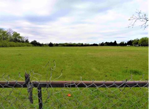 1601 Old Hickory Trail DeSoto TX 75115